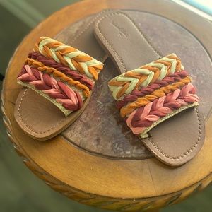 Universal Threads NWOT Slide Sandals
